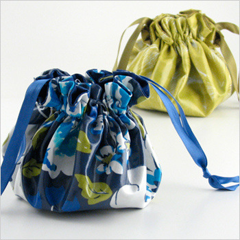 Laminated print Jewelry Pouch by Objects of Desire